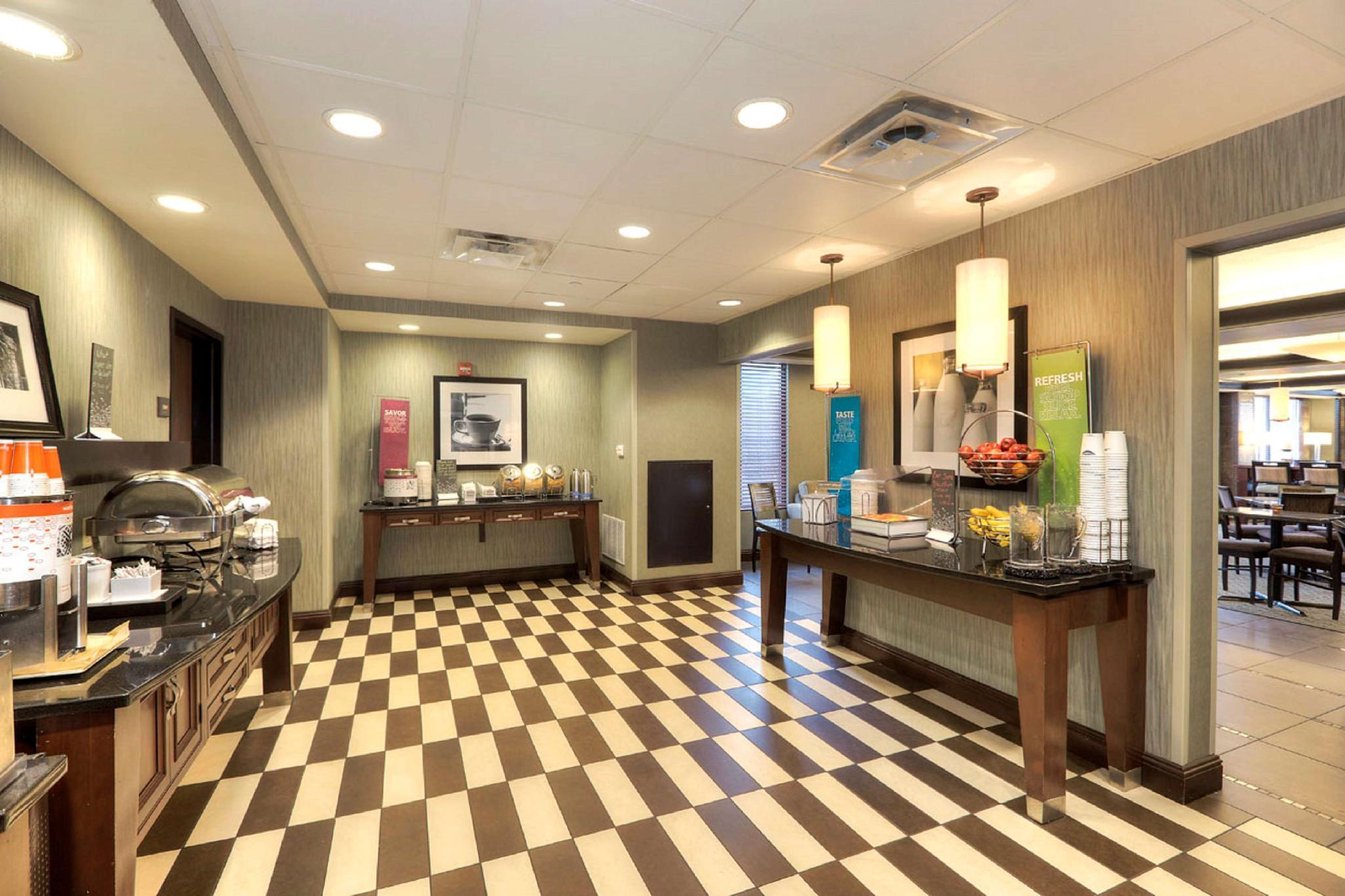 Hampton Inn Traverse City Ngoại thất bức ảnh
