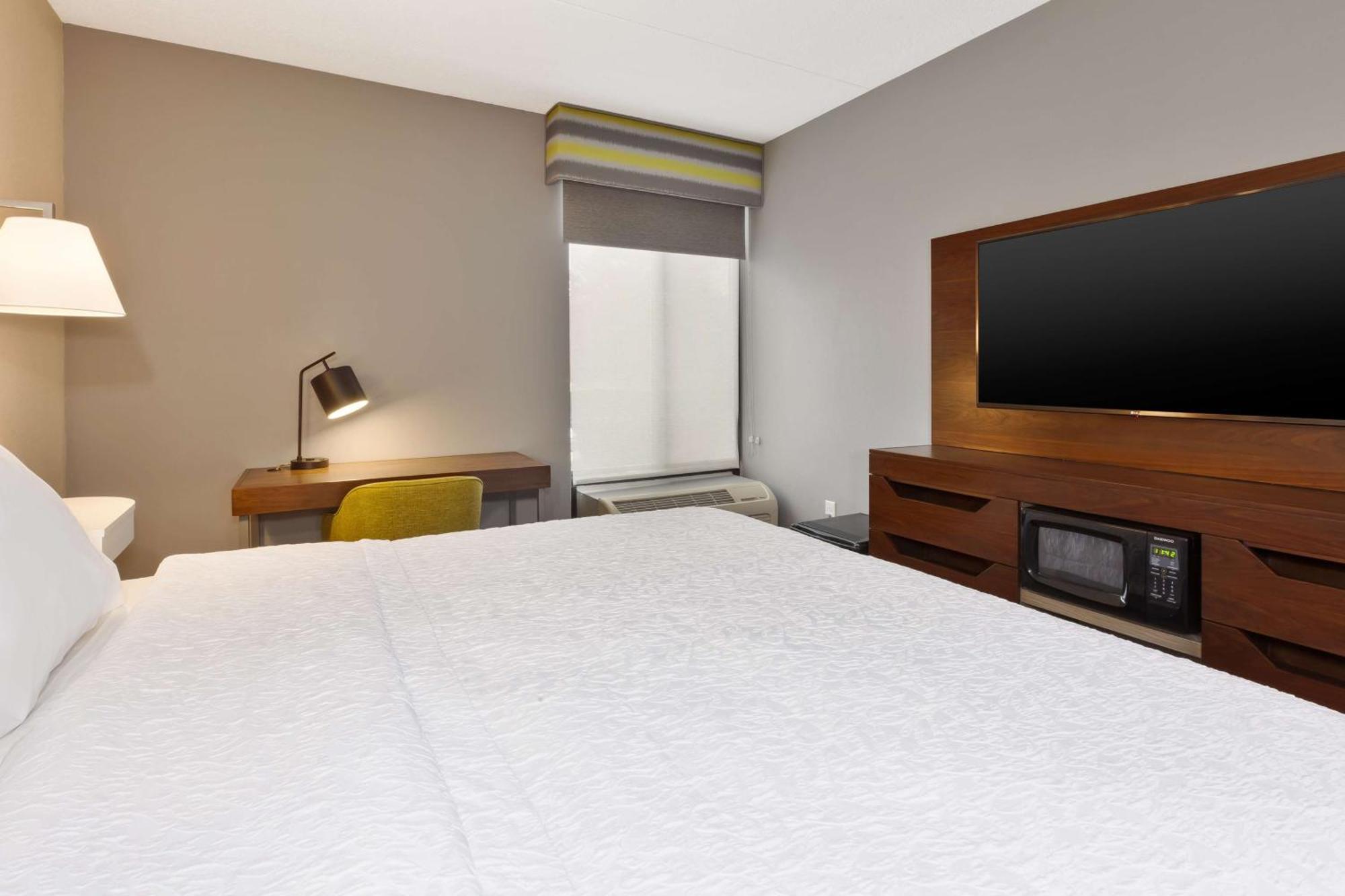 Hampton Inn Traverse City Ngoại thất bức ảnh